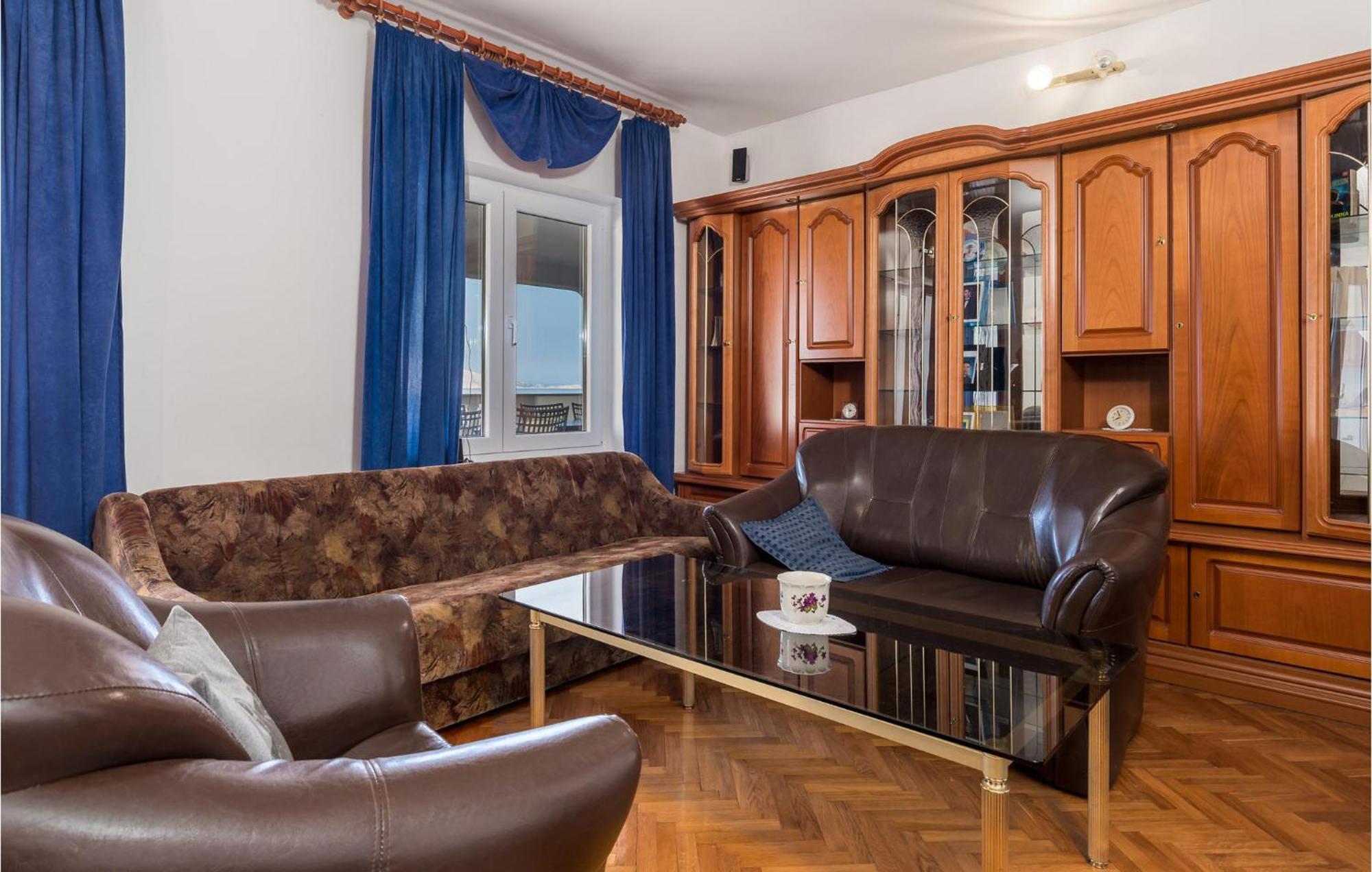 Nice Apartment In Sv,Juraj With Kitchen Sveti Juraj Eksteriør bilde