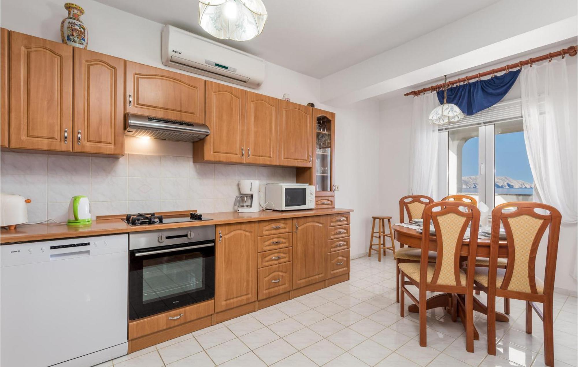 Nice Apartment In Sv,Juraj With Kitchen Sveti Juraj Eksteriør bilde